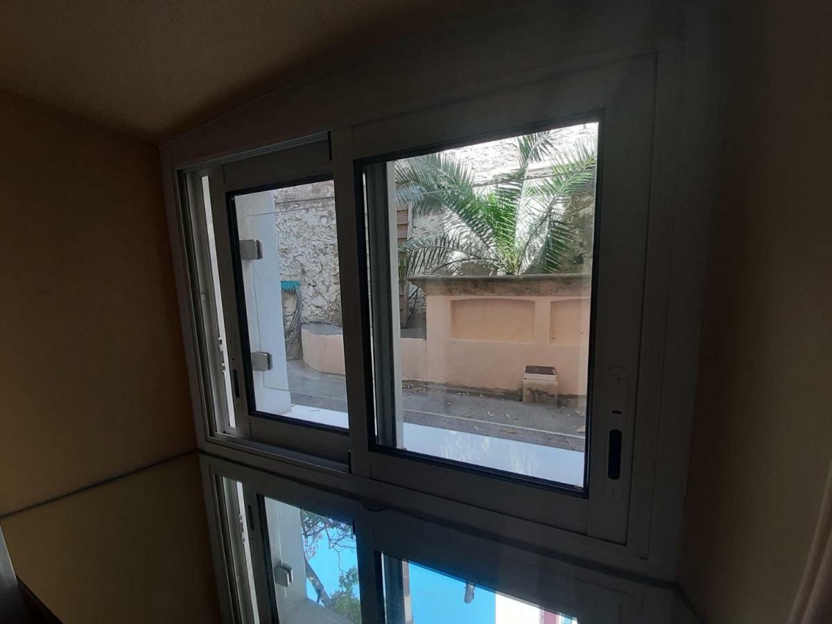 Hotel L'Olivier - Piscine & Parking Cannes Luaran gambar